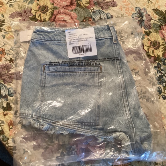 NWT Anthropologie Pilcro Micro Denim Shorts Size 31 - Picture 5 of 6